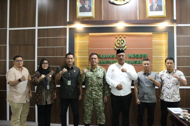 
 Sinergitas Pemerintah Daerah, TNI, dan Kejaksaan Diperkuat melalui Koordinasi di Kejari Lampung Tengah